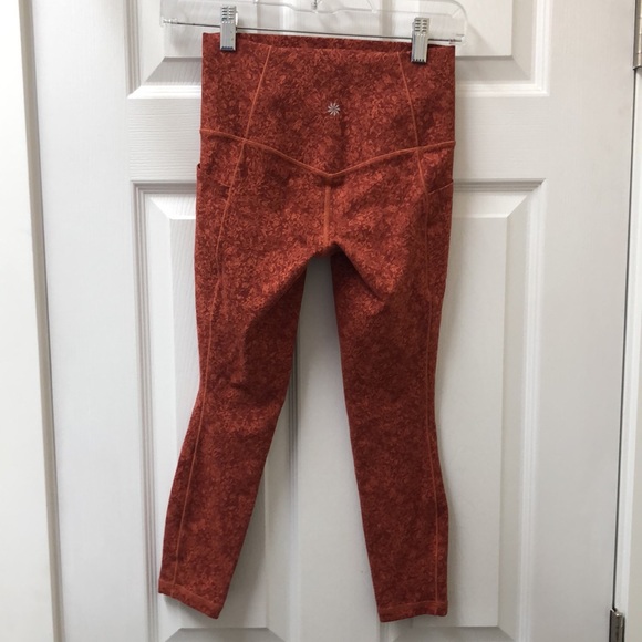 LIKE NEW! Athleta Salutation 7/8 Tight - Picture 5 of 12